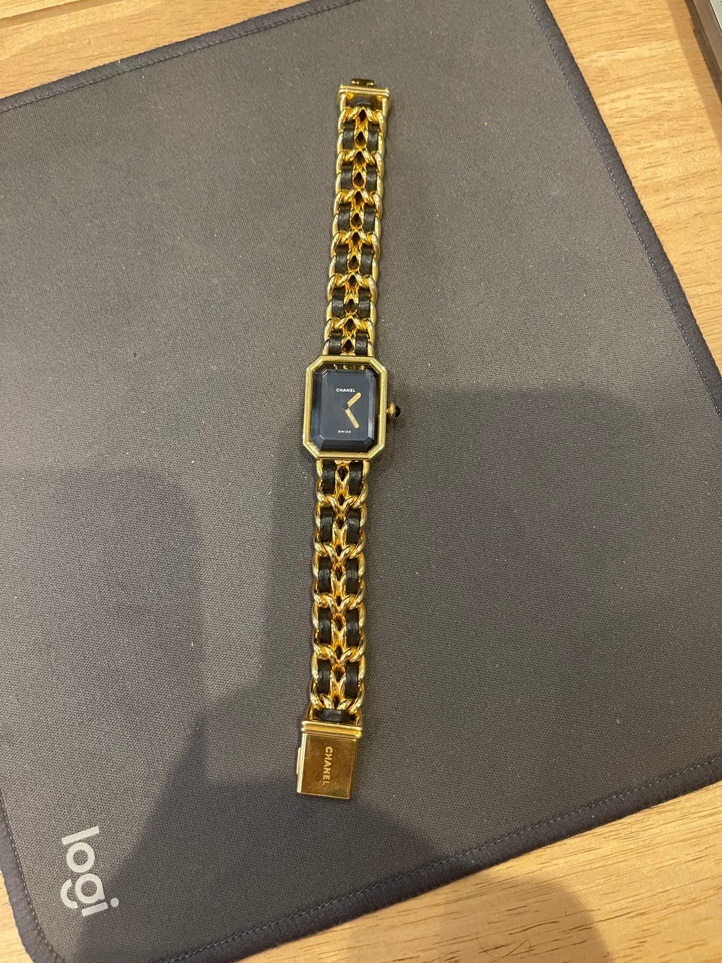 CHANEL