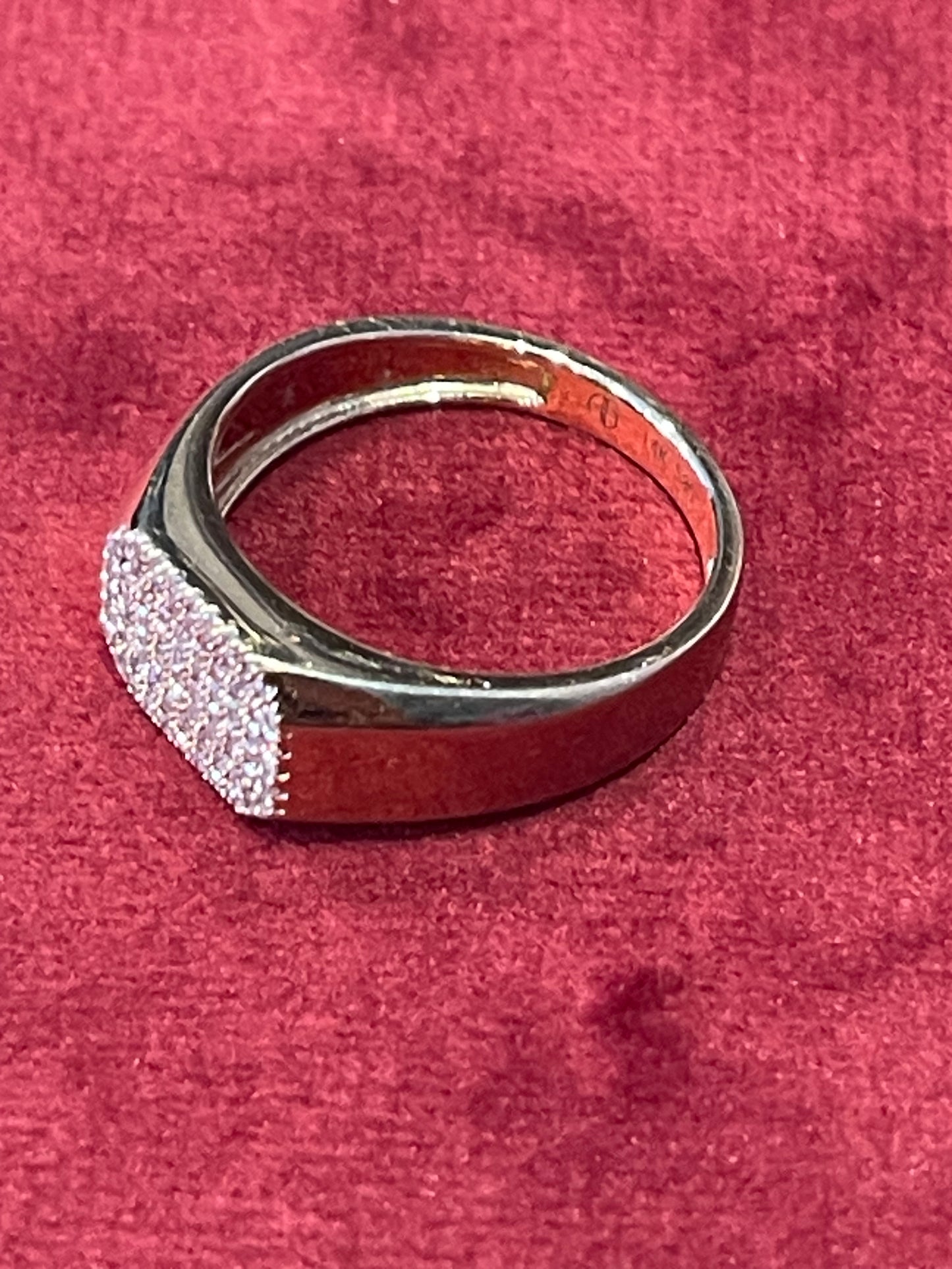 GOLD RING